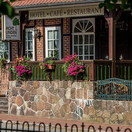 Acht Linden Отель