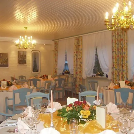 Acht Linden Hotel