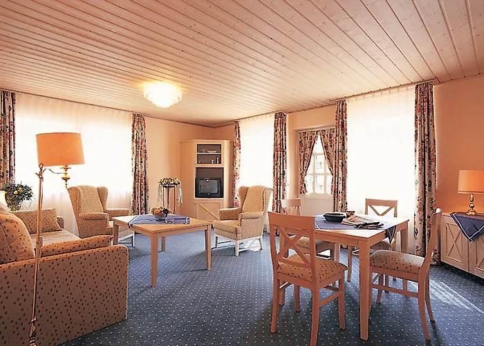 Acht Linden Egestorf